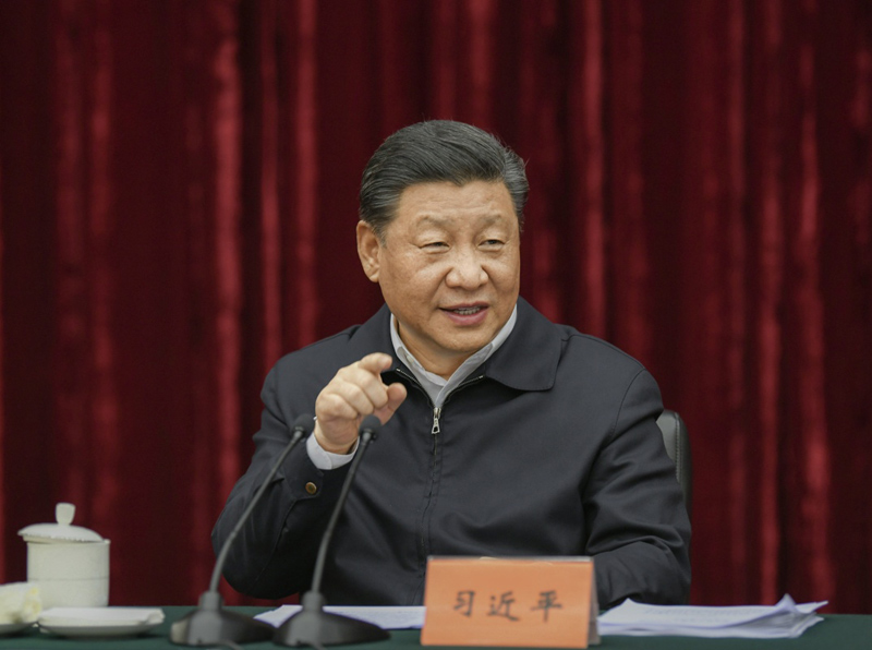 2019年4月15日至17日，中共中央總書(shū)記、國家主席、中央軍委主席習近平在重慶考察，并主持召開(kāi)解決“兩不愁三保障”突出問(wèn)題座談會(huì )。這是4月16日下午，習近平主持召開(kāi)解決“兩不愁三保障”突出問(wèn)題座談會(huì )并發(fā)表重要講話(huà)。新華社記者 謝環(huán)馳 攝