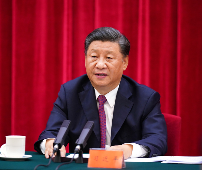 2020年9月3日下午，中共中央、國務(wù)院、中央軍委在北京人民大會(huì )堂舉行座談會(huì )，紀念中國人民抗日戰爭暨世界反法西斯戰爭勝利75周年。中共中央總書(shū)記、國家主席、中央軍委主席習近平出席座談會(huì )并發(fā)表重要講話(huà)。新華社記者 謝環(huán)馳 攝